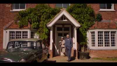 I hope this buttercream
is not too stiff, - Grantchester
