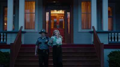 I hope you don't like
that badge too much - Reba McEntire's The Hammer