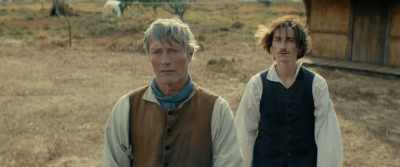 - I hope you have some other clothes.
- I have my uniform. - The Promised Land