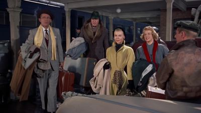 I hope I can take the electric blanket back - White Christmas