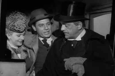 I hope I'm not crowding you. - Abbott and Costello Meet Dr  Jekyll and Mr  Hyde