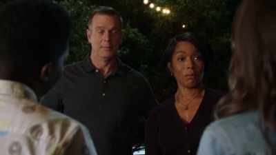 - I hope it's okay.
- Darius, you know you're - 9-1-1
