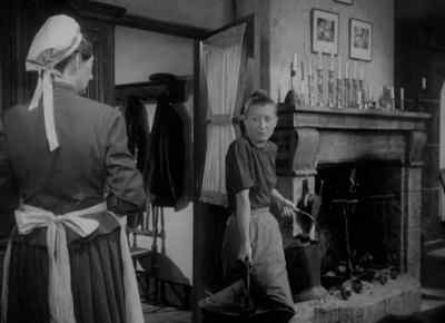 I hope you like to work. - The Diary of a Chambermaid