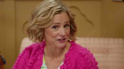 I hope my turtle sitter
doesn't need these techniques - At Home with Amy Sedaris