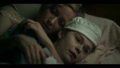 I hope that when she arrives,
she'll be a daughter like you. - Archive 81