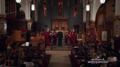 I hope you're ready
to sing your hearts out, - Hope at Christmas