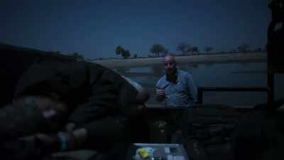 I was hoping the guide might be
keeping his eyes open for us, - In the Footsteps of Elephant
