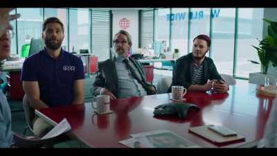 I-I am looking at $200 an hour
sitting on its arse. - Back in Very Small Business