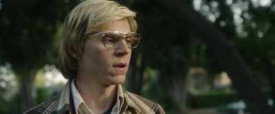 I... I don't think you get
what's going on here. - Dahmer – Monster: The Jeffrey Dahmer Story