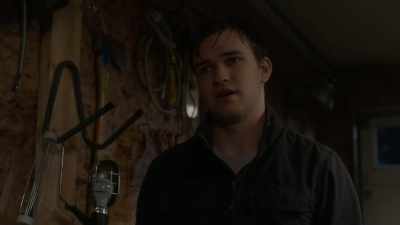 - I... I don't think so.
- You sure, Holden? - Beyond