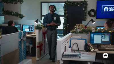 I-I have an announcement. - Inventing the Christmas Prince