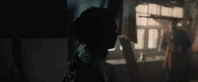 I-I have to go. - Tulip Fever