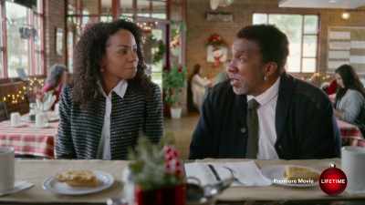 I, I haven't seen him around.
What's his name? - A Christmas Winter Song