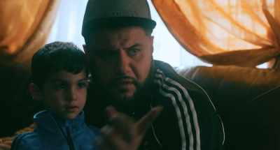 - I‐I know.
- Hey buddy, see your uncle here? - Ramy
