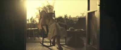 I-I know I was supposed
to call yesterday. - Daisy Jones & the Six