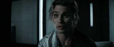 I... I know it sounds stupid.
Because I'm here now. - Uglies