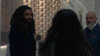 ♪ ♪ - Snowpiercer