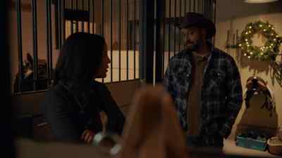 I... I saw his stuff
in an exhibit years ago. - Christmas Under the Lights