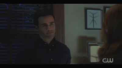♪ I shake, you shake ♪ - Nancy Drew