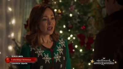 I- I think that honesty
is the most important thing - A Glenbrooke Christmas