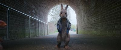 I walk alone, I walk alone - Peter Rabbit 2: The Runaway