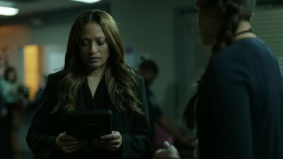 I'm gonna hunt you down. - Black Lightning