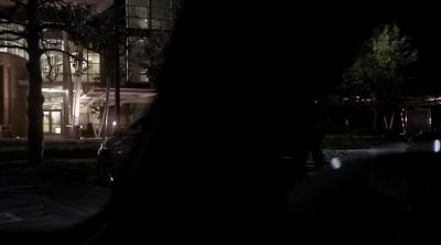I'm gonna step outside.
I'll call you back. - Touch