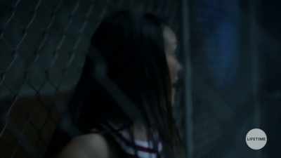 I-I'm sure one won't hurt. - The Secret Lives Of Cheerleaders