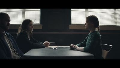 I'm Zoe, this is Rob. - War of the Worlds