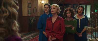 I was in the toilette. - 7 Women and a Murder