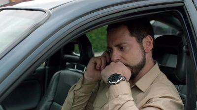It's Carlo Cordova.
Leave a message. - Narcos