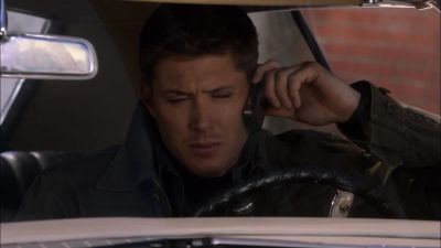 It's Sam. Leave me a message. - Supernatural