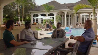 - It's too easy, man.
- Ricky. - Ballers