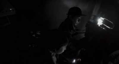 I just broke the glass bottle - Gonjiam: Haunted Asylum