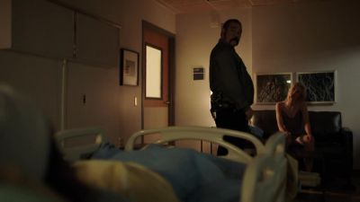 I just don't know what to do. - Queen of the South