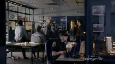 I just don't see
someone risking getting caught - Gourmet Detective: Eat, Drink and Be Buried