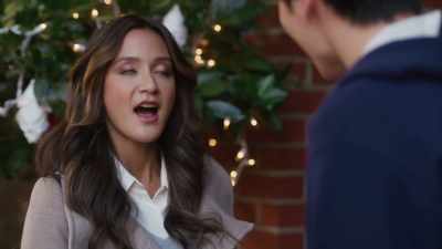 - I just don't wanna
be associated with this - A Big Fat Family Christmas