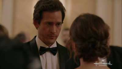 I just don't want to
see you get hurt, Emma. - Love, Romance & Chocolate