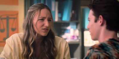 I just... Dunkleman, wait.
No, no, no, no, I... - Tall Girl 2