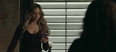 I just got a text
from Brody. - Gotham Knights