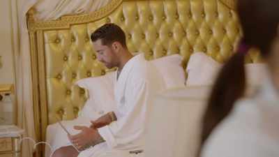 I just got a text
from Sara Al Madani - The Real Housewives of Dubai
