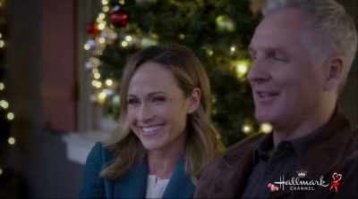 I just… I wish I could find
a way - Reunited at Christmas