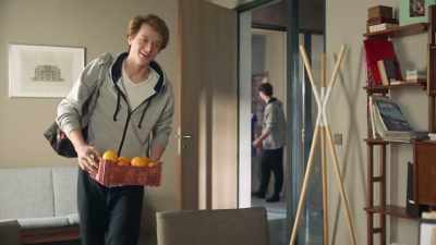 I just know how much you like
oranges, so I thought I'd...
Oh, uhm... - Find Me in Paris