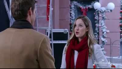 - I just like Christmas.
- So I see. - Christmas at the Palace