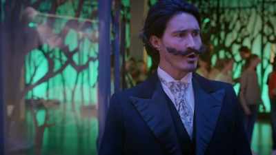 I just need a second, sir.
A second?
Oh, go right ahead, Miss Grisky. - Find Me in Paris