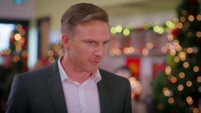 I was just on the way
to get a coffee. - Meet Me Under the Mistletoe
