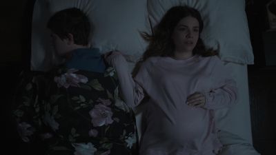 I just peed in our bathtub. - The Good Doctor