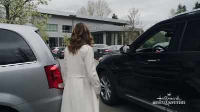 I just ran into Chester and
you need to recheck his alibi. - Curious Caterer: Fatal Vows