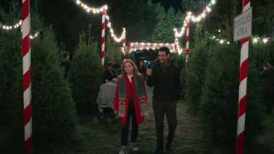 I just remembered Dad
lifting me up right over there - Zoey's Extraordinary Christmas