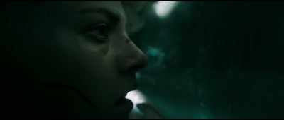 - I just saw it.
- [Emily] My God! - Underwater